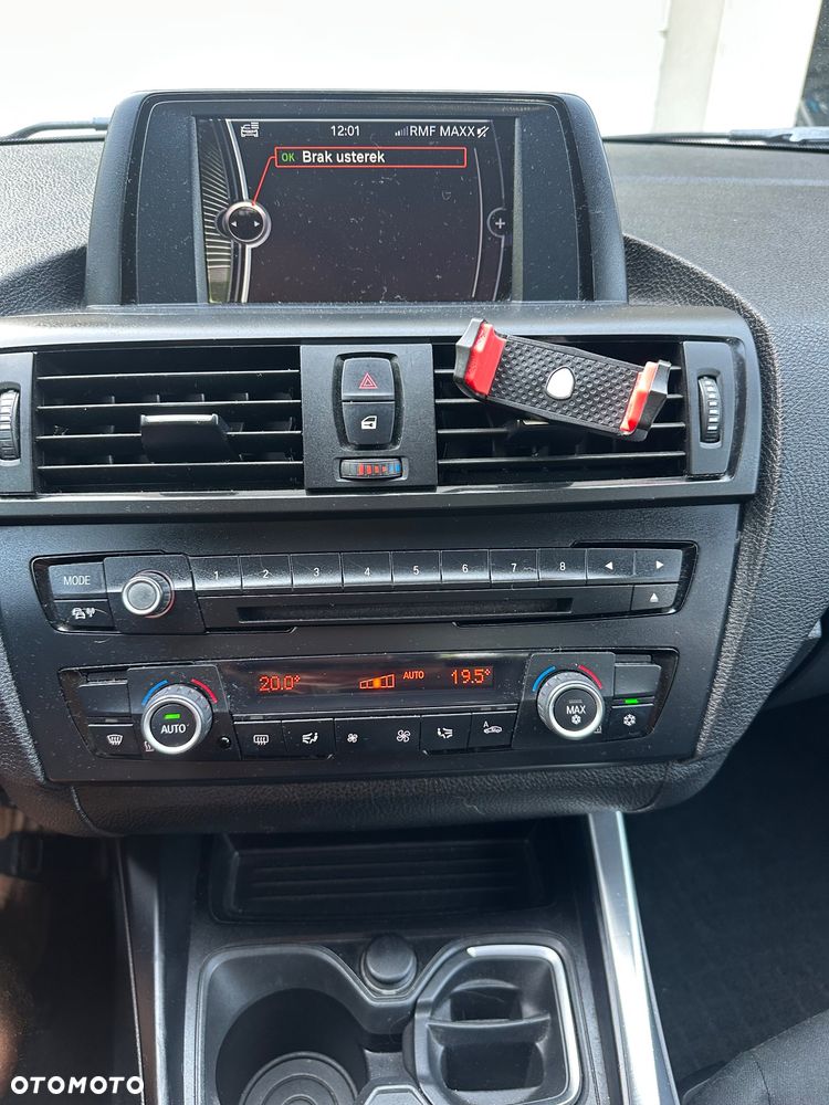 BMW Seria 1 116d - 6