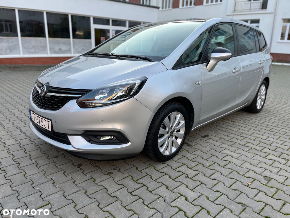 Opel Zafira 1.6 T Elite - 1