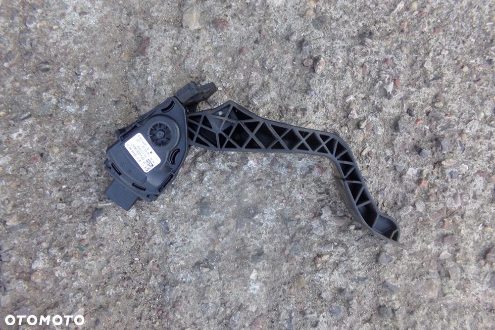 Pedał potencjometr gazu 9681844480-03 Citroen Peugeot - 2