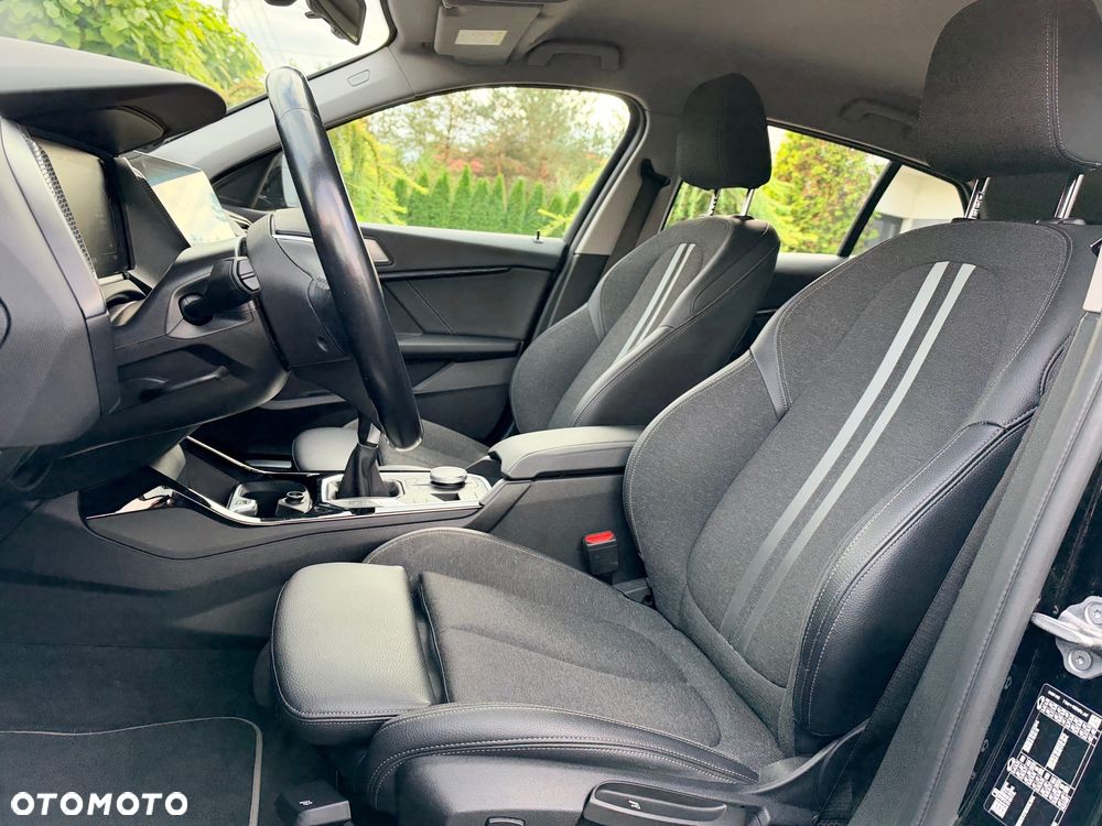 BMW Seria 1 118i GPF Sport Line - 10