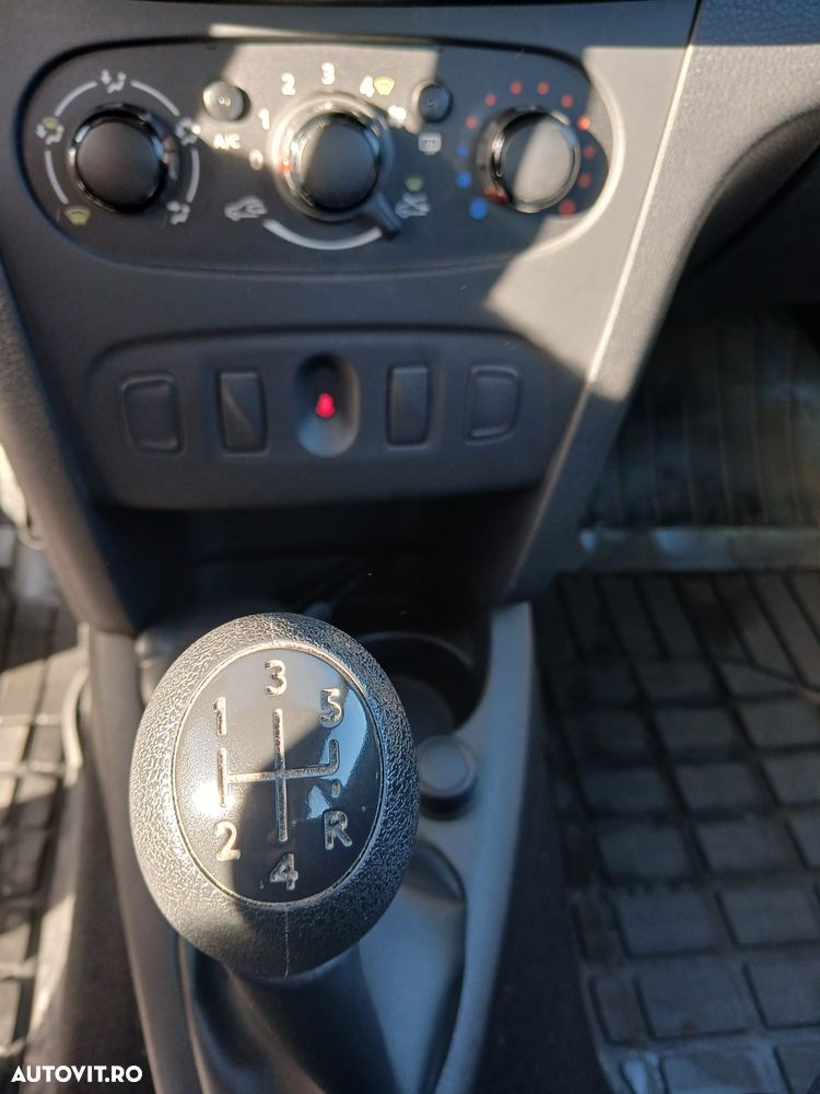 Dacia Logan 1.0 SCe SL PLUS - 15