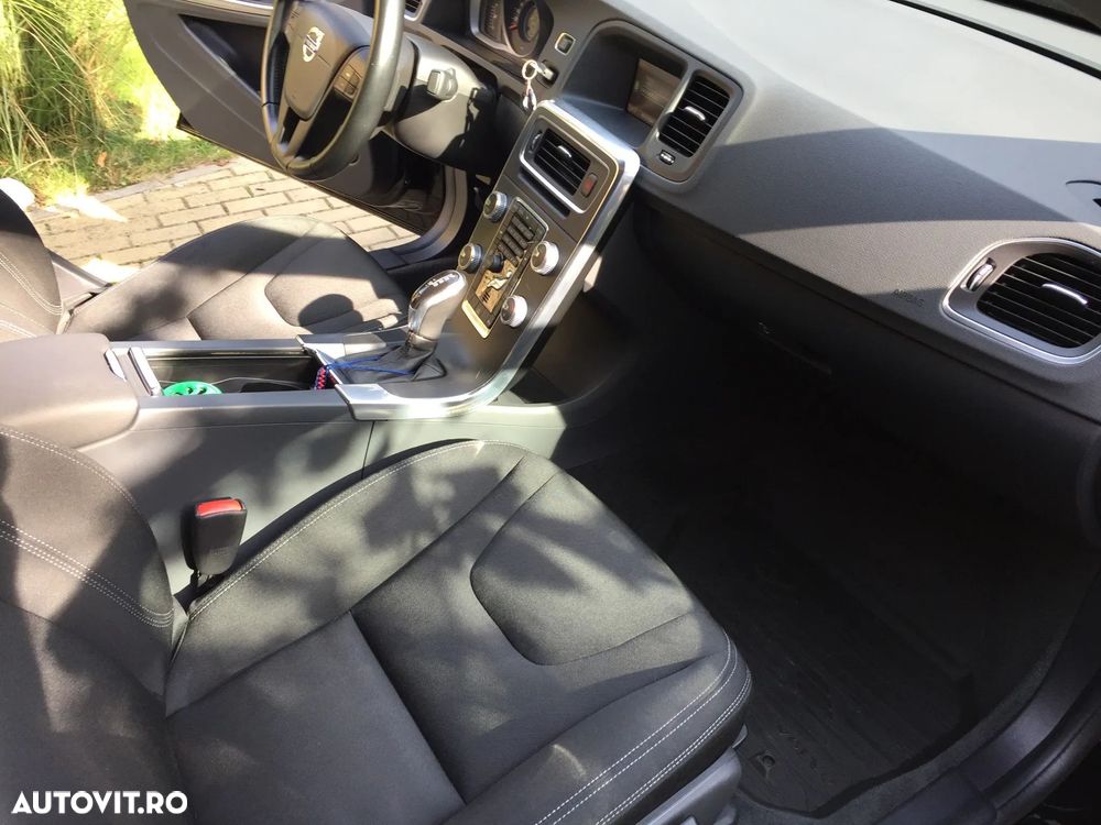 Volvo S60 D3 Start-Stop Summum - 5