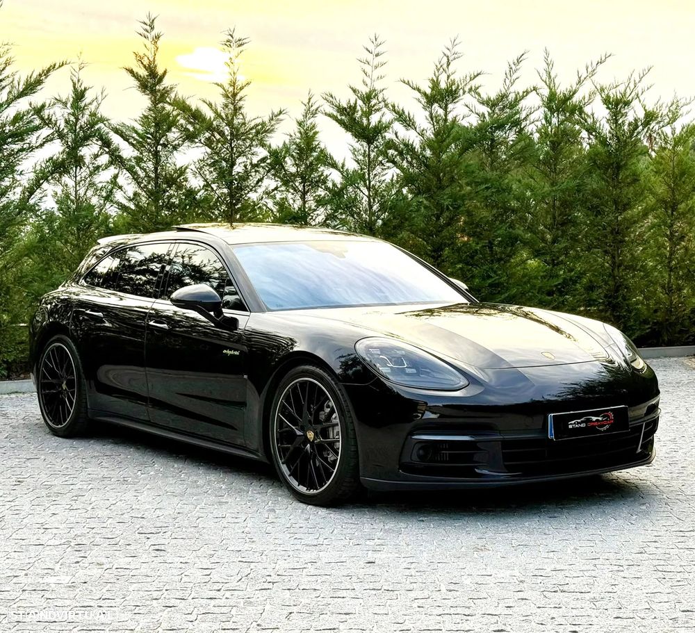 Porsche Panamera Sport Turismo 4 E-Hybrid Platinum Edition - 4