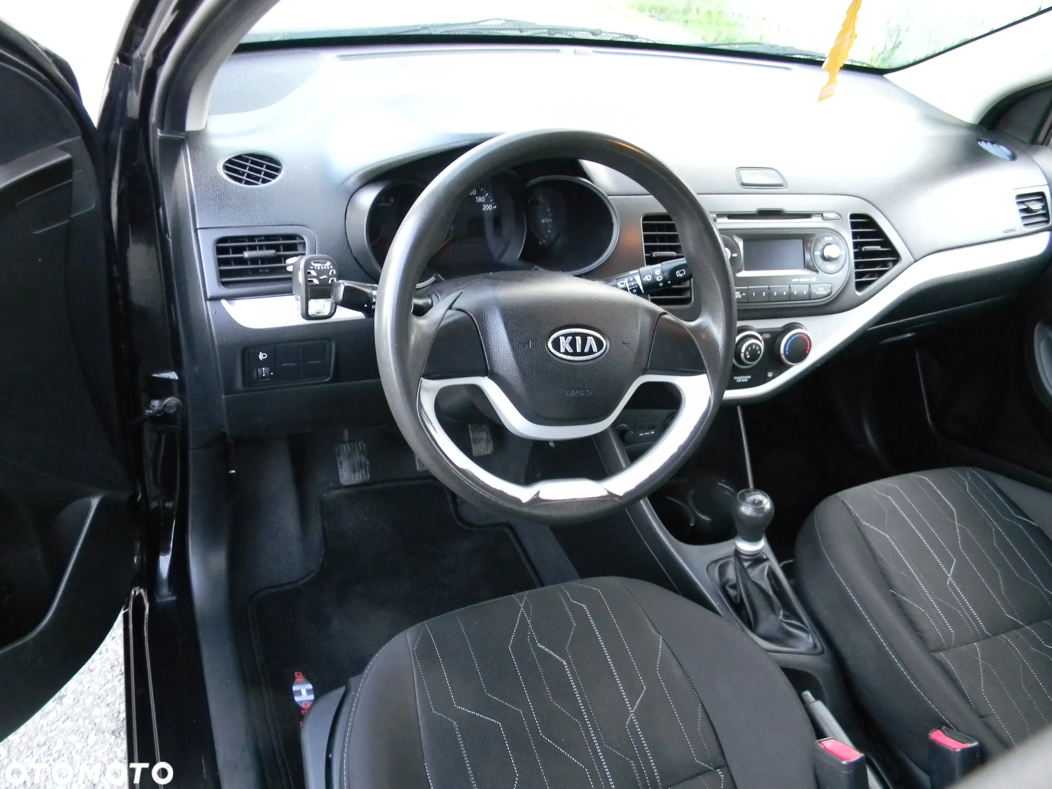 Kia Picanto 1.0 Dream Team Edition - 7