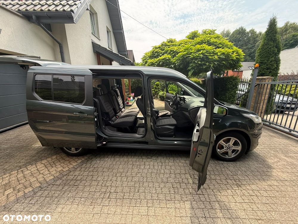 Ford Tourneo Connect 1.5 EcoBlue Titanium - 2