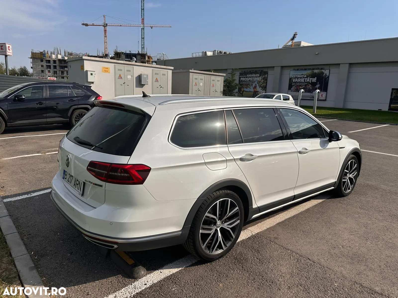Volkswagen Passat Alltrack 2.0 TDI DSG 4Motion - 6