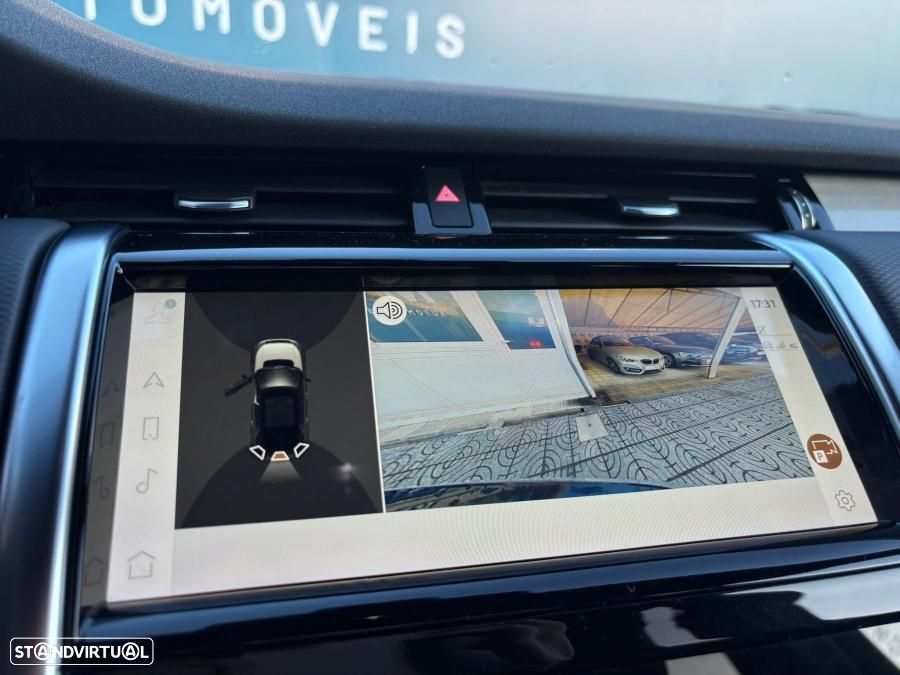 Land Rover Discovery Sport - 11