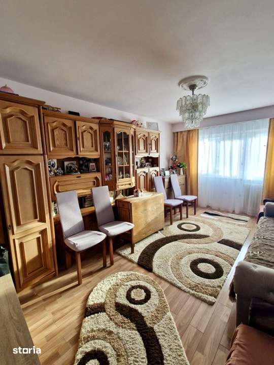Apartament 2 camere decomandat | Et. 3/4 | Intre Lacuri | Zona Tulcea — fotografia 2