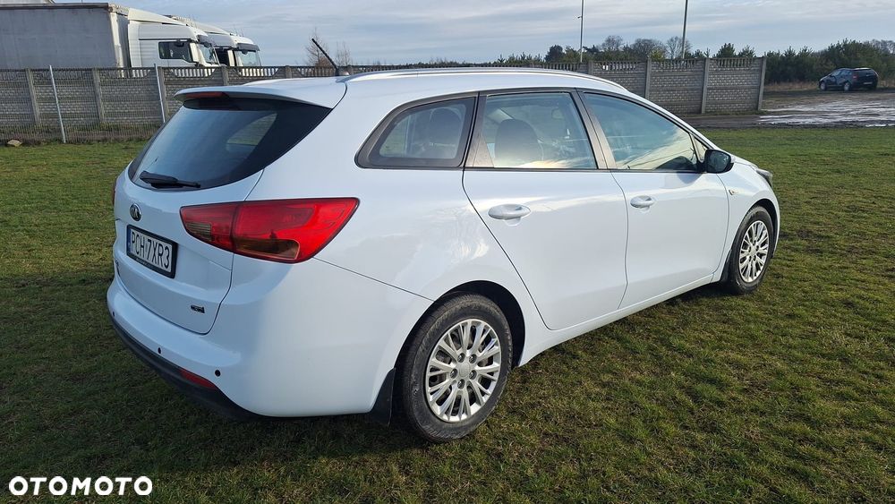 Kia Ceed 1.6 CRDi L - 3