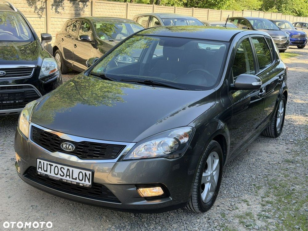 Kia Ceed - 3