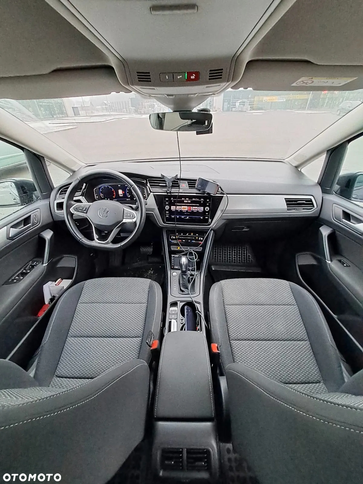 Volkswagen Touran - 5