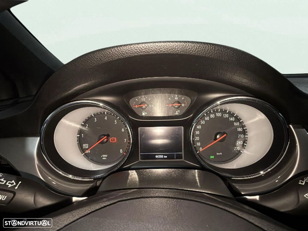 Opel Astra Sports Tourer - 10