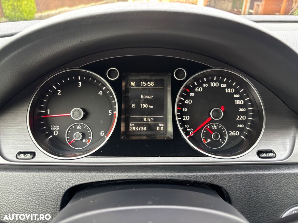 Volkswagen Passat 2.0 TDI BlueMotion Technology DPF Comfortline - 22