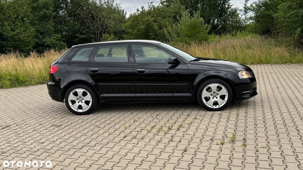 Audi A3 Sportback - 5