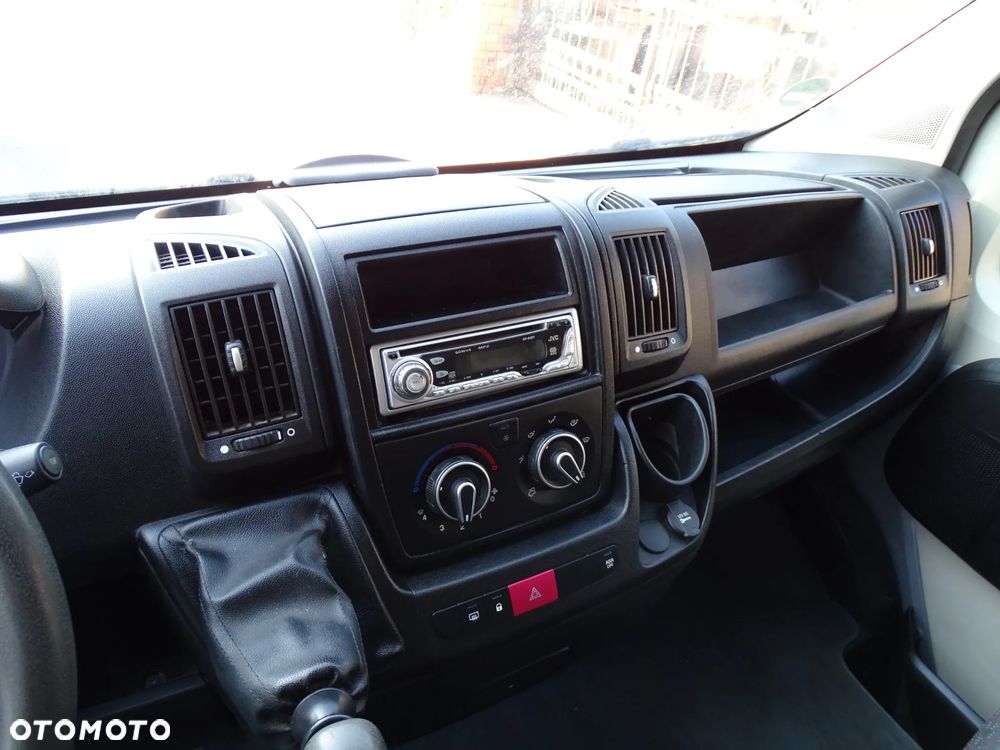 Peugeot Boxer 2,2 HDI -150 koni ,L3 H3 , Klimatyzacja-sprawna ,MAX -WYSOKI, paka -3,75 ŁAD. 1,5 T ŁADNY STAN ! - 8