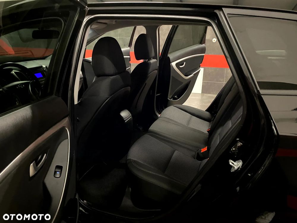 Hyundai i30 1.6 GDI BlueDrive Premium - 18