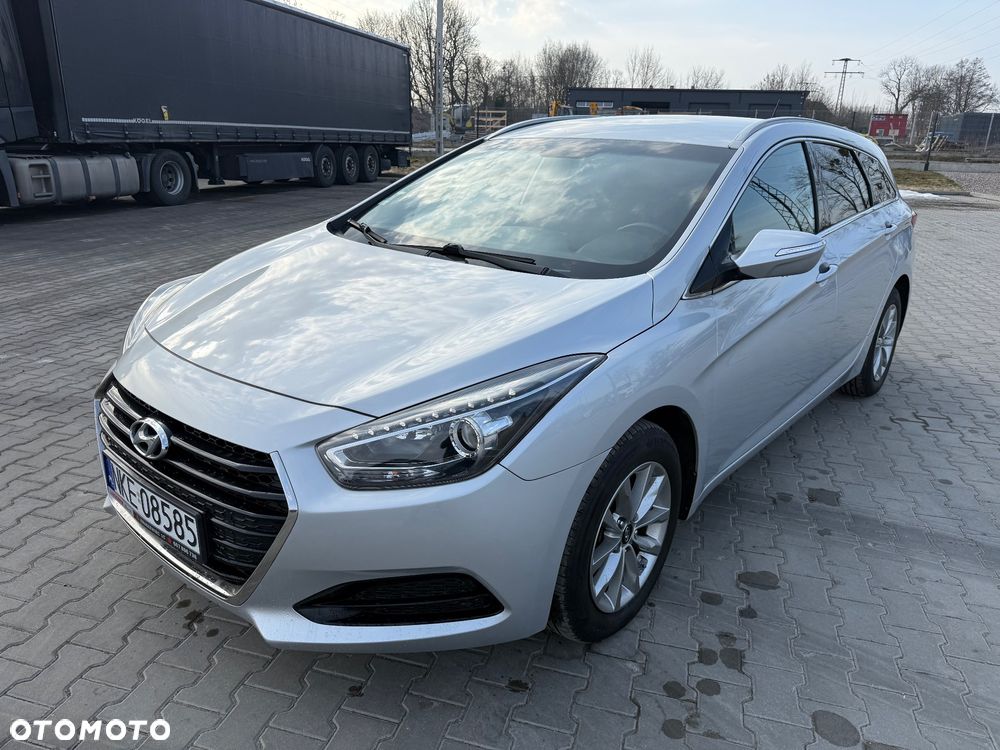 Hyundai i40 Kombi 1.7 CRDi Premium - 2