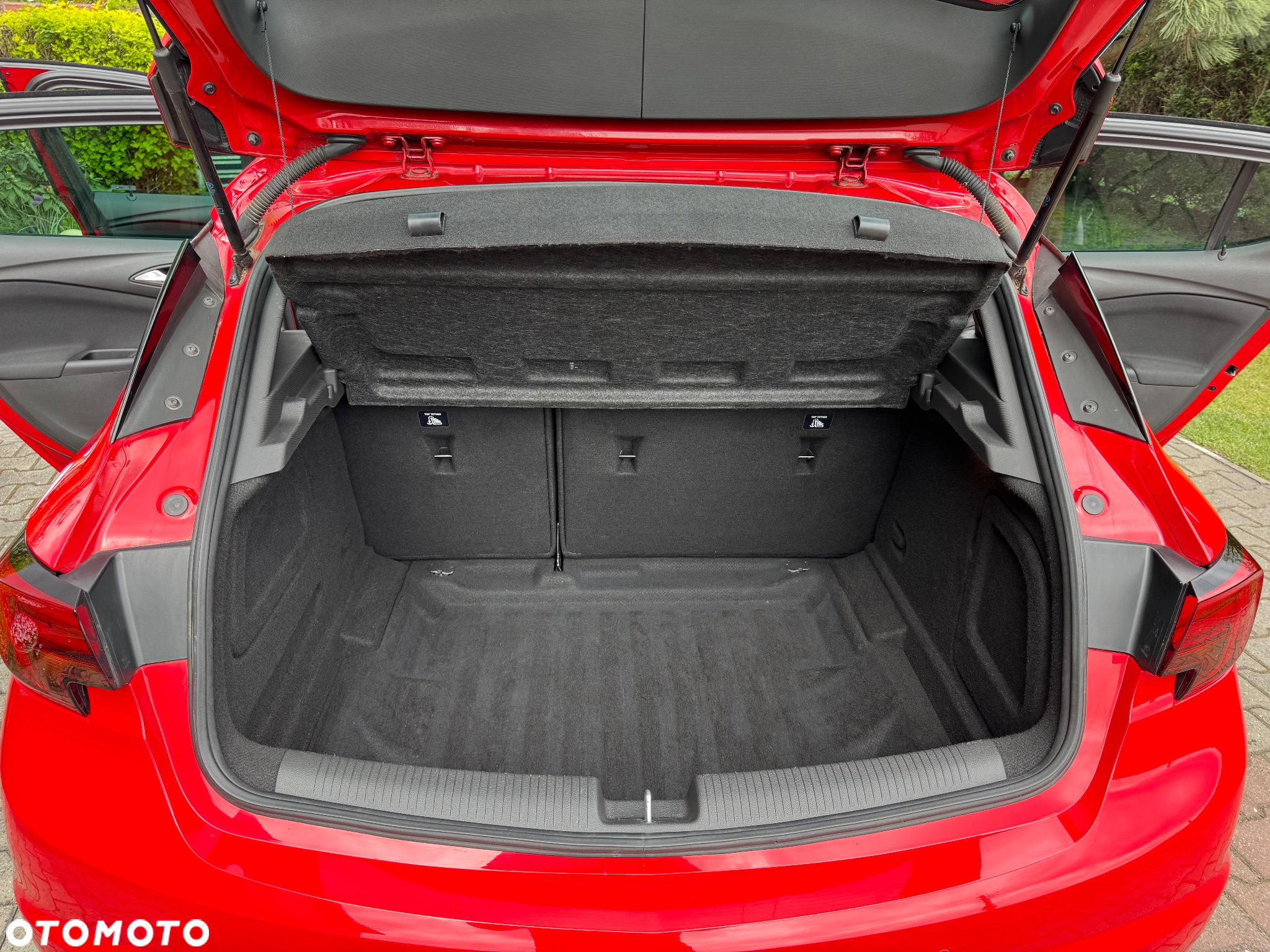 Opel Astra 1.4 Turbo Innovation - 23