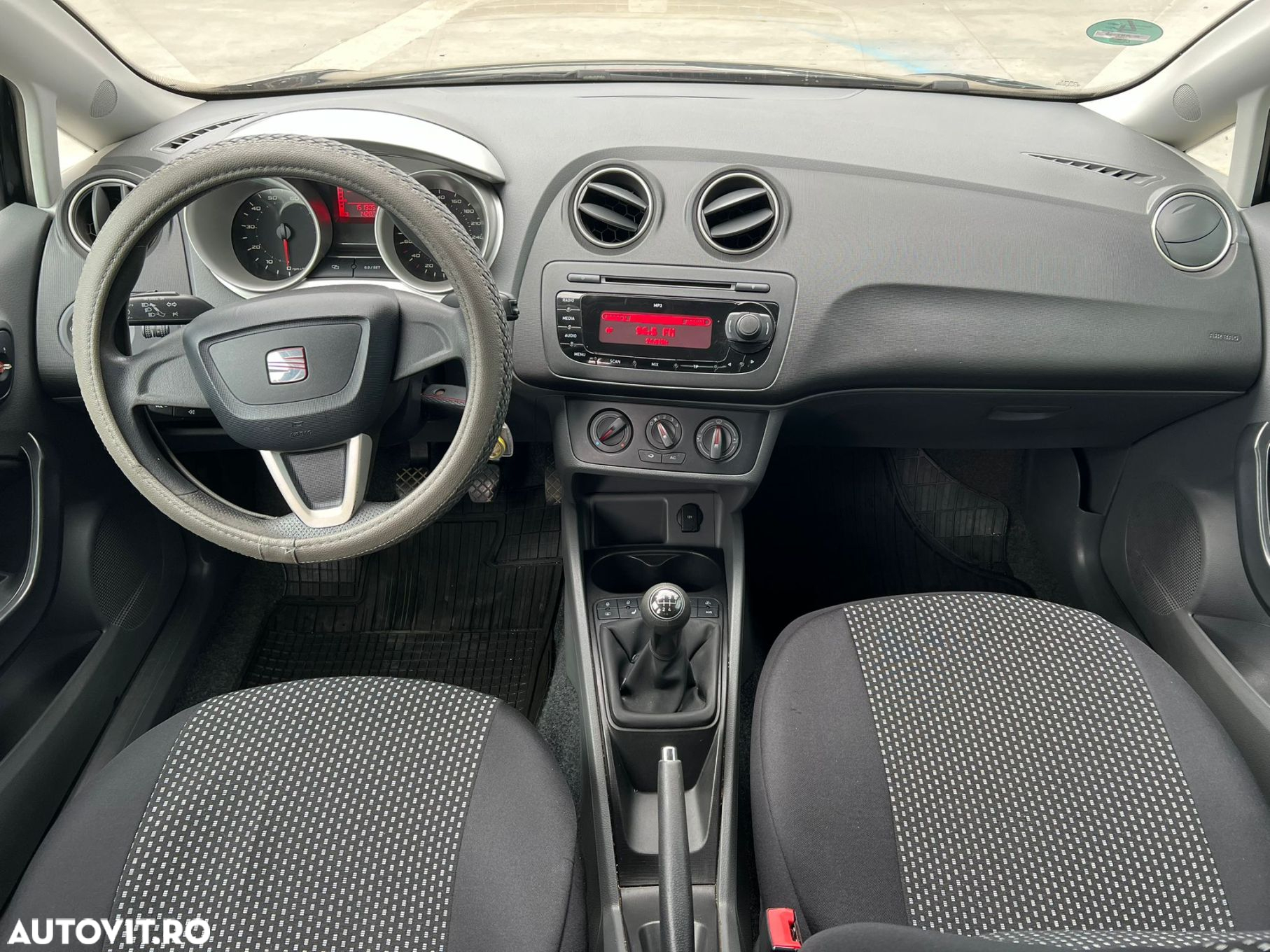 Fata completa Seat Ibiza 2009 Hatchback Negru - 6