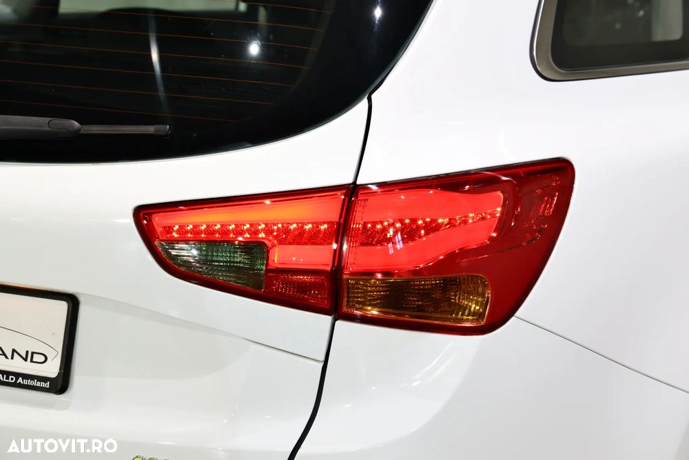 Kia Ceed 1.6 GDI Dream-Team Edition - 19
