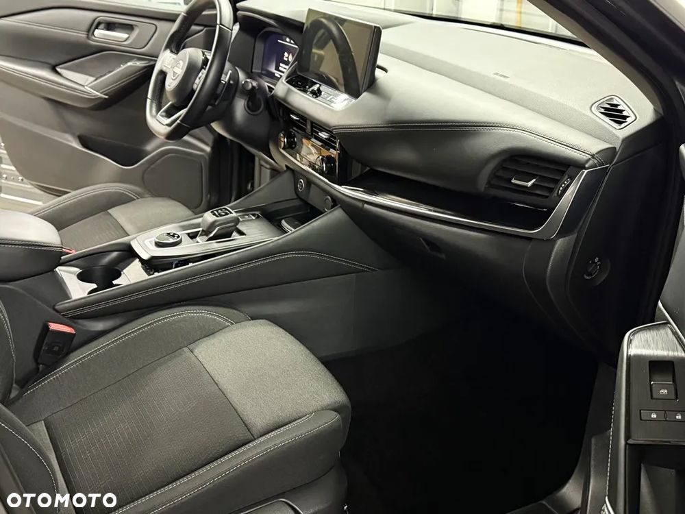 Nissan Qashqai 1.3 DIG-T MHEV Xtronic N-Connecta - 31