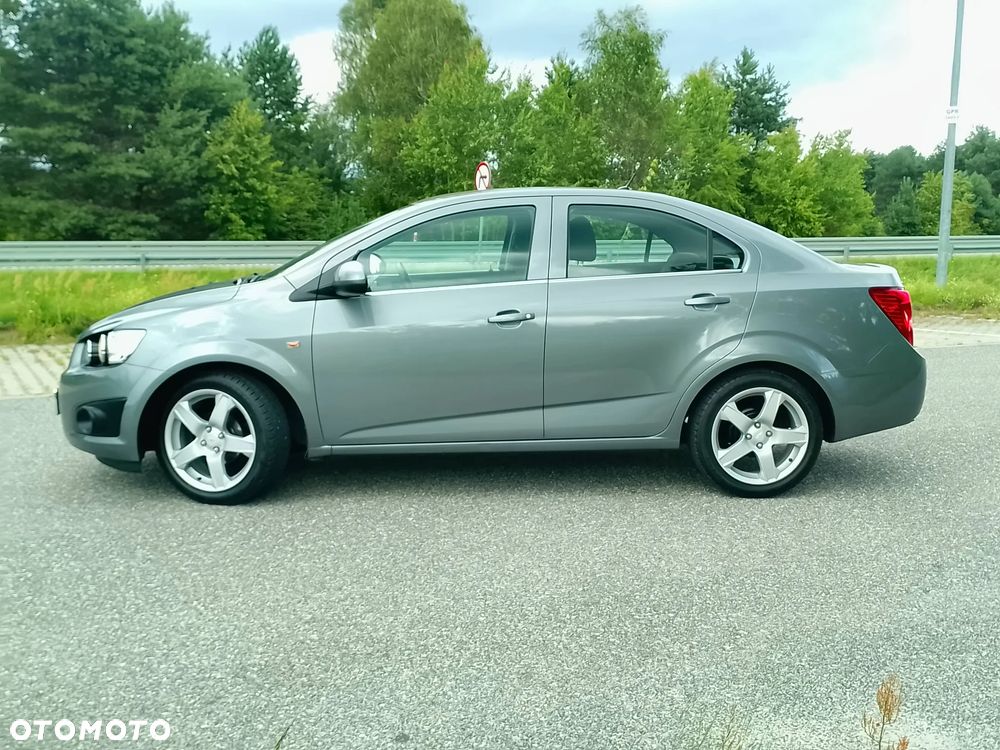 Chevrolet Aveo 1.4 16V LT - 15