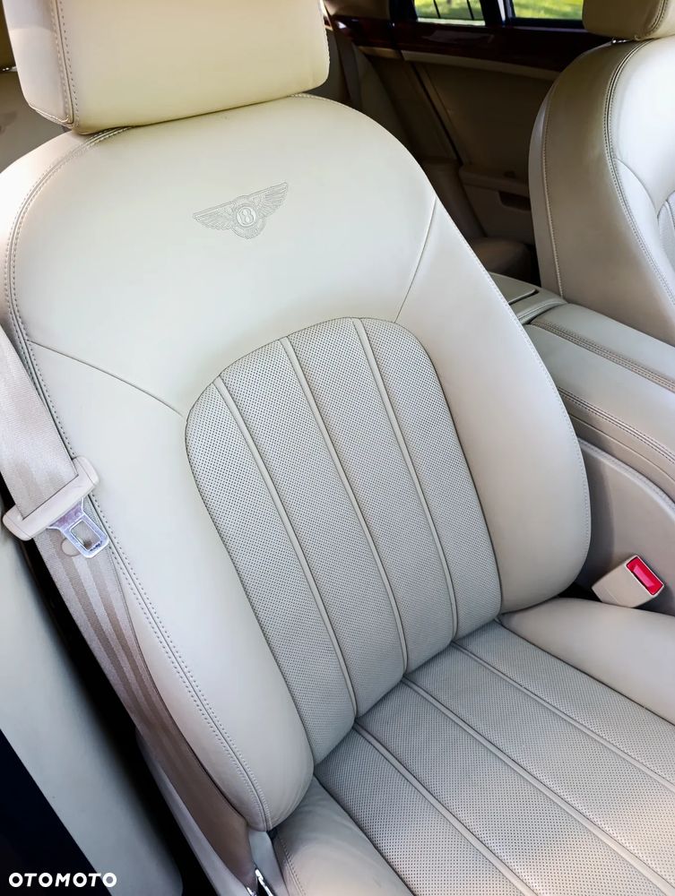 Bentley Mulsanne Standard - 38