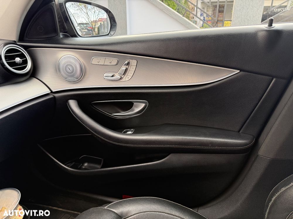 Mercedes-Benz E 220 d 4MATIC Aut. - 12