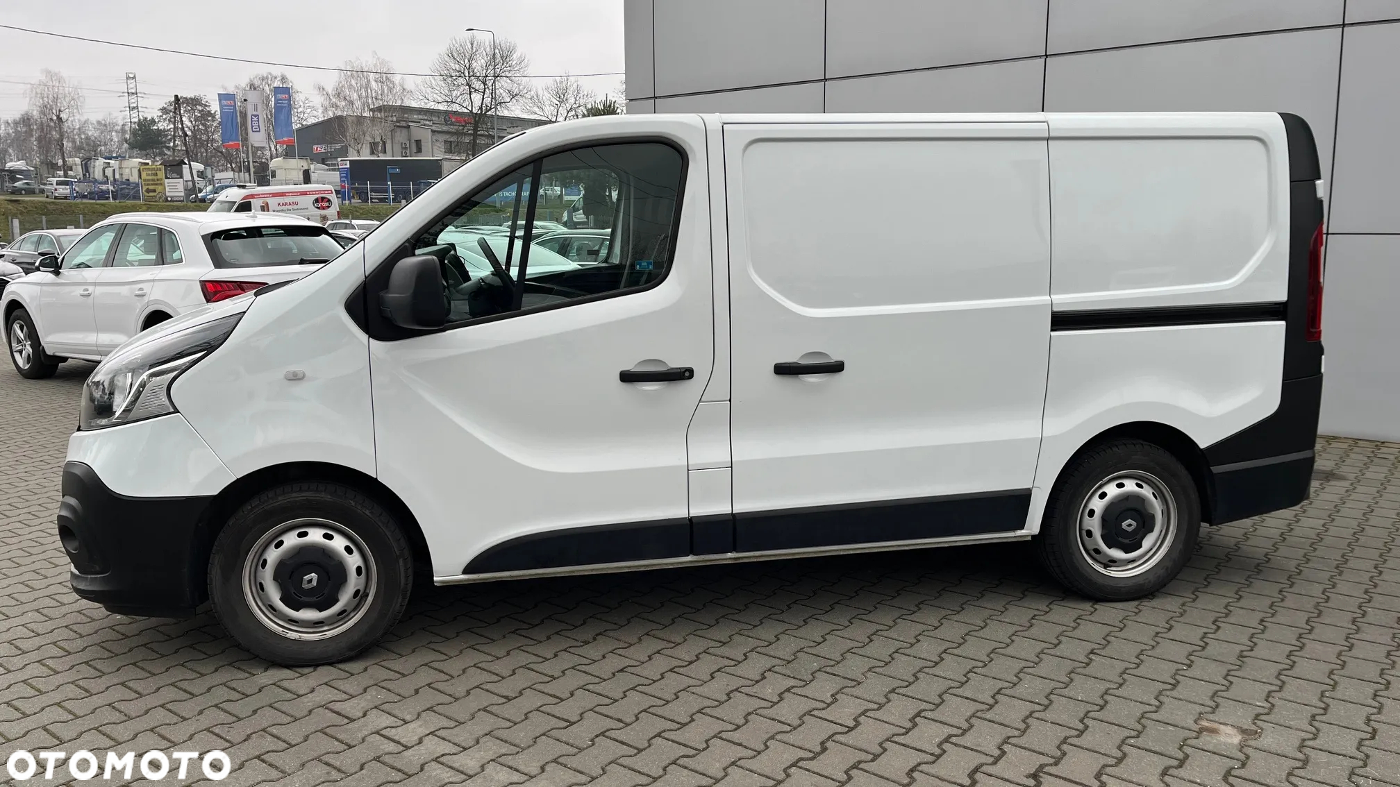 Renault Trafic Blaszak Zabudowa - 8
