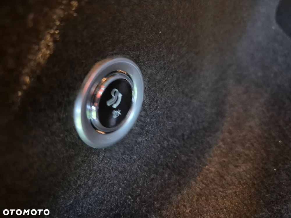 Ford C-MAX 1.5 TDCi Start-Stop-System Titanium - 35