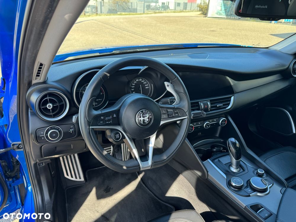 Alfa Romeo Giulia 2.0 Turbo Veloce Q4 - 8