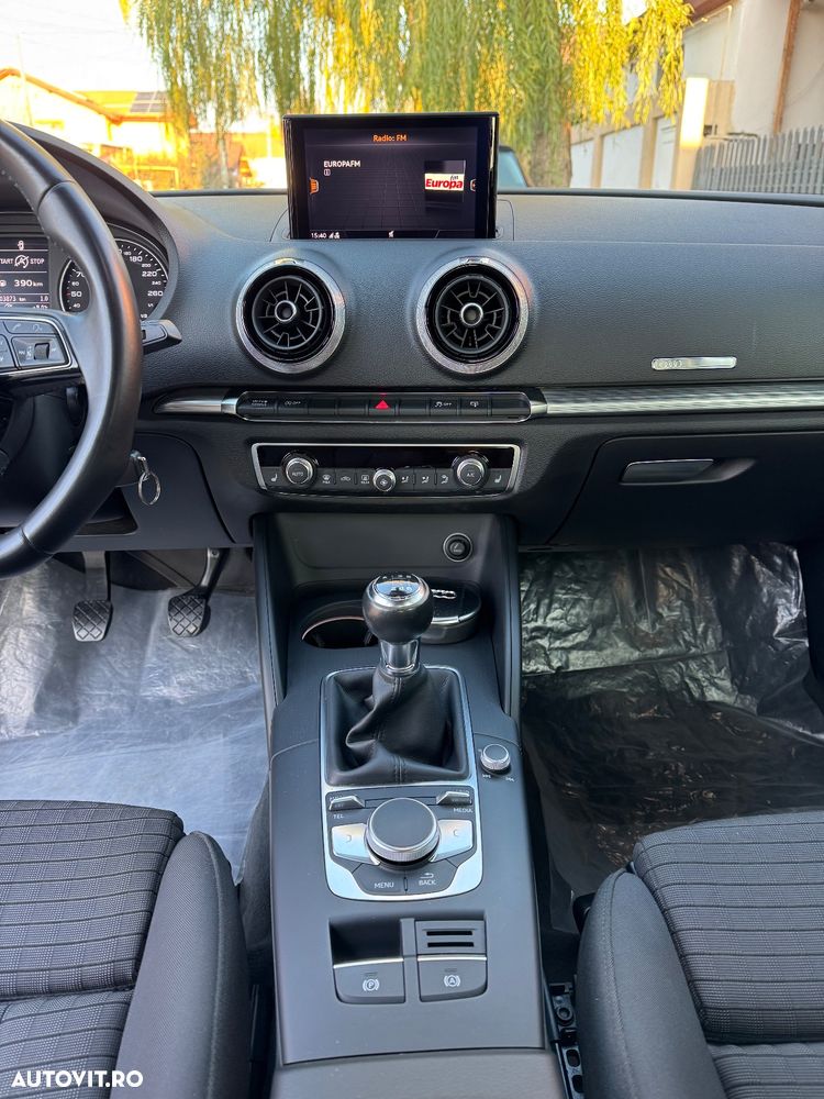 Audi A3 30 TDI Sportback sport - 8