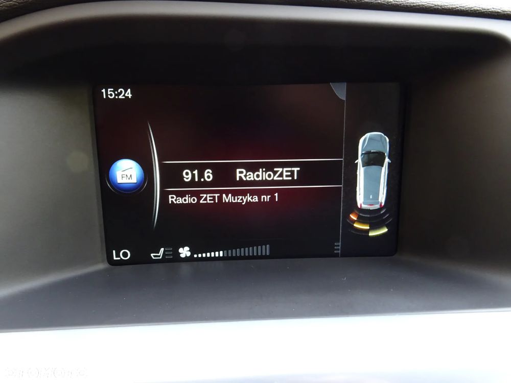 Volvo V60 D2 R-Design Momentum - 13