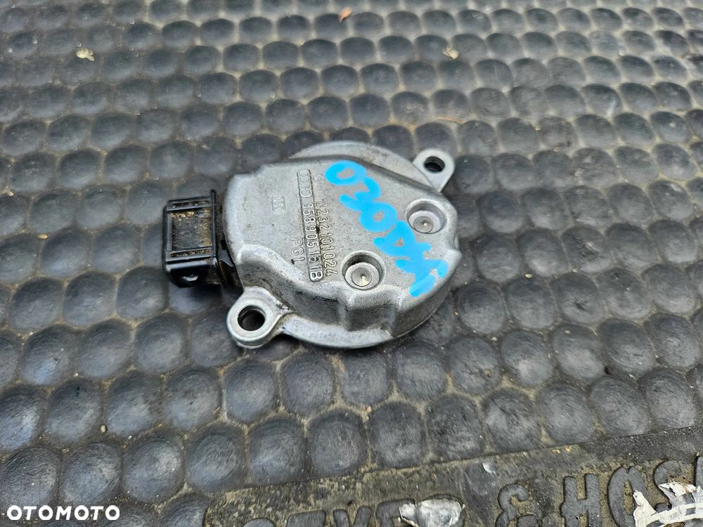 Czujnik Halla 058905161B 0232101024 Walka Rozrzadu 1.8 2.0 2.4 2.8 AUDI A4 B6 B7 A6 VW Skoda Seat - 8