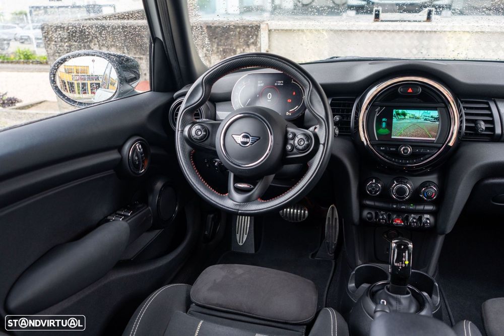 MINI 5 Portas Cooper Premium JCW Auto - 15