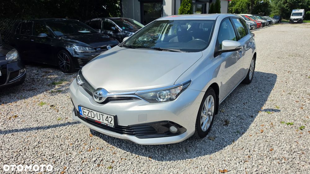 Toyota Auris 1.6 Dynamic - 2