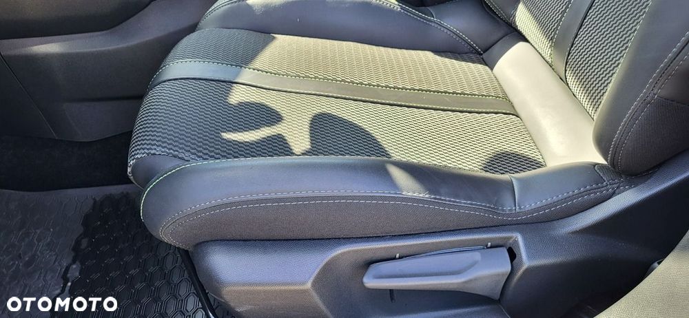 Peugeot 2008 1.2 PureTech GT S&S EAT8 - 12