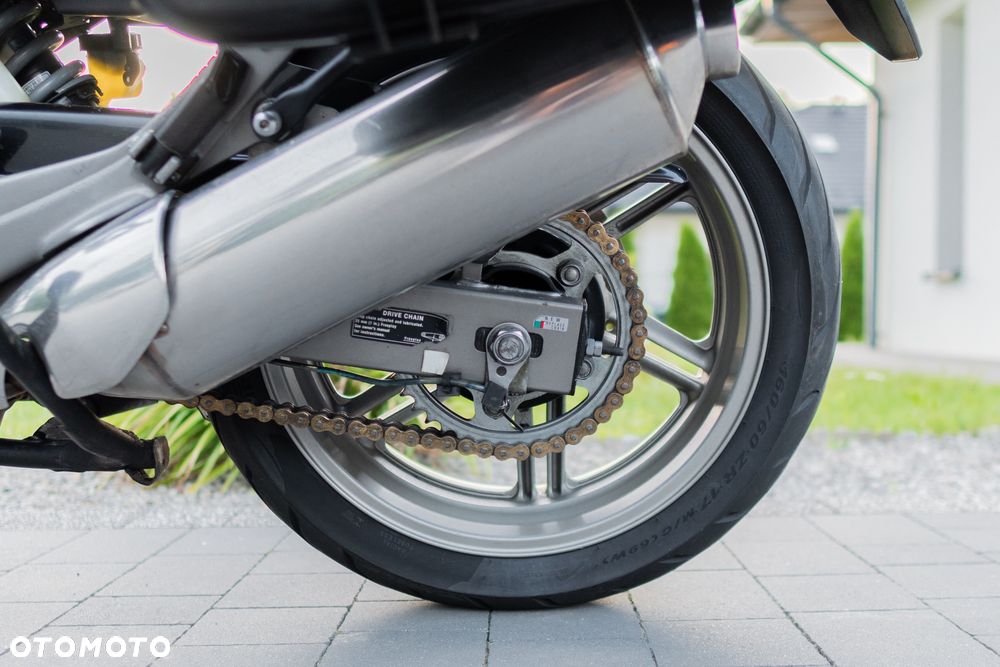 Honda CBF - 24