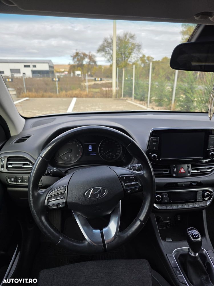 Hyundai i30 - 14