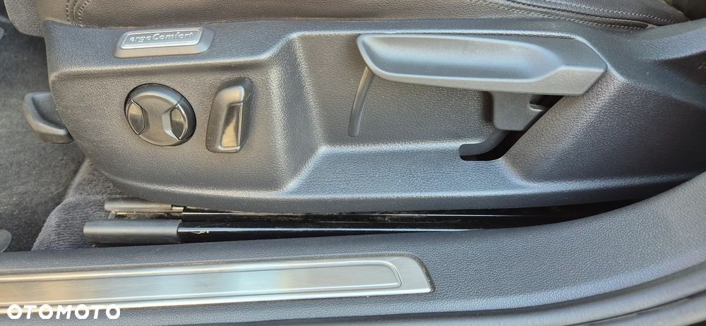 Volkswagen Passat 2.0 TDI BMT Highline DSG - 8