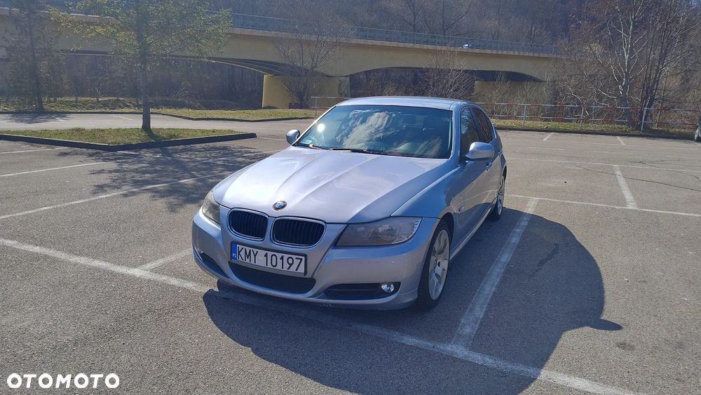 BMW Seria 3 325i - 8