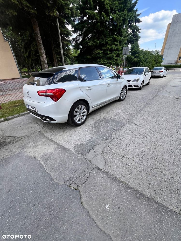 Citroën DS5 THP 155 Chic - 12
