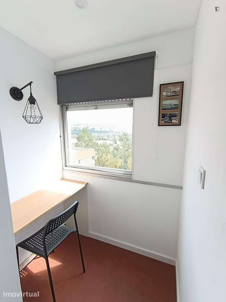 Quarto - localizado em Alta de Santa Clara Coimbra - Grande imagem: 5/14