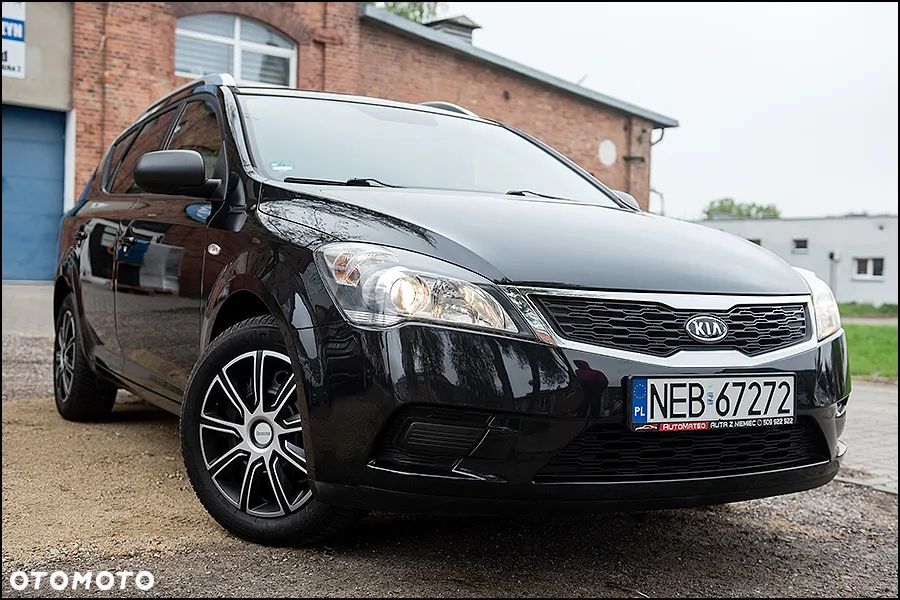 Kia Ceed - 1