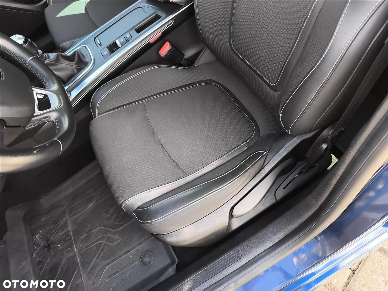 Renault Megane 1.3 TCe Intens - 14