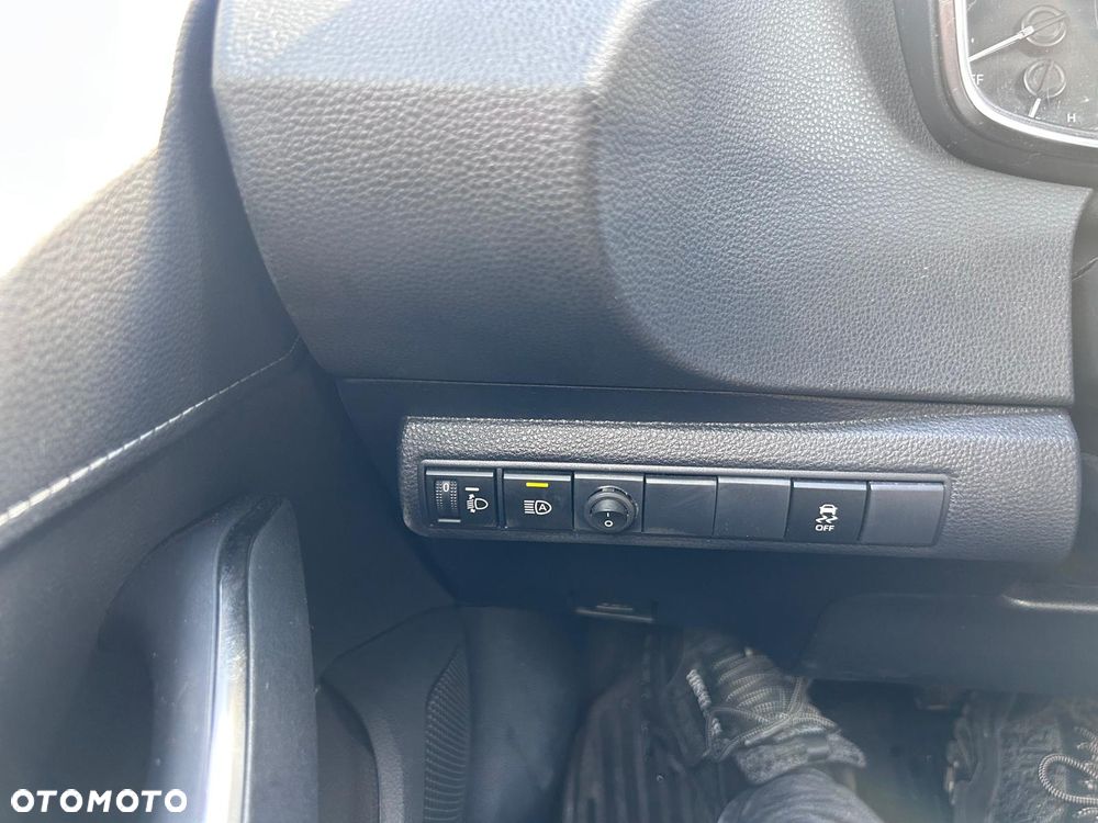 Toyota Corolla 1.8 Hybrid Comfort - 12