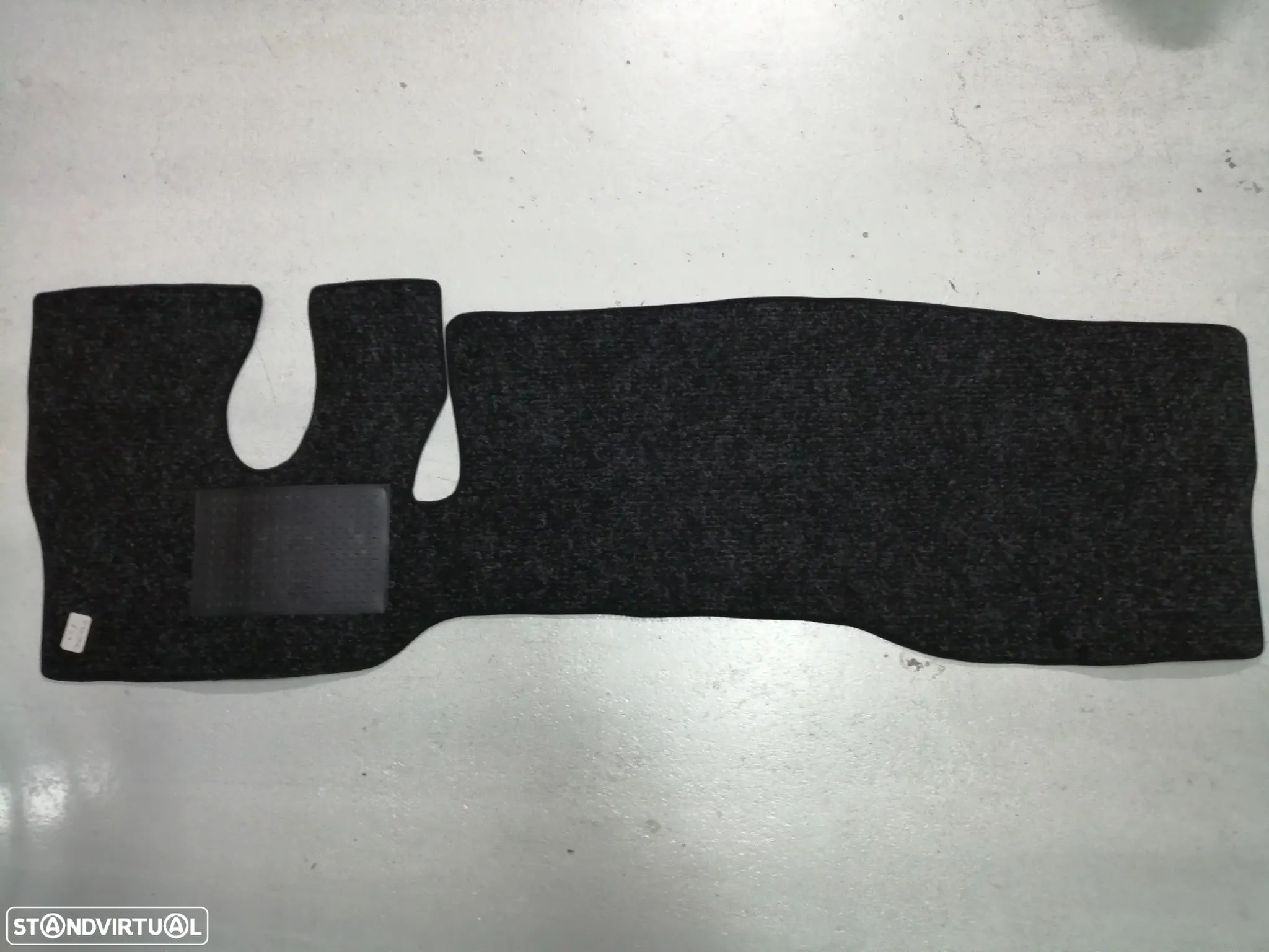 Tapete ( NOVO ) - Mitsubishi Canter FE649 FE659 - 1