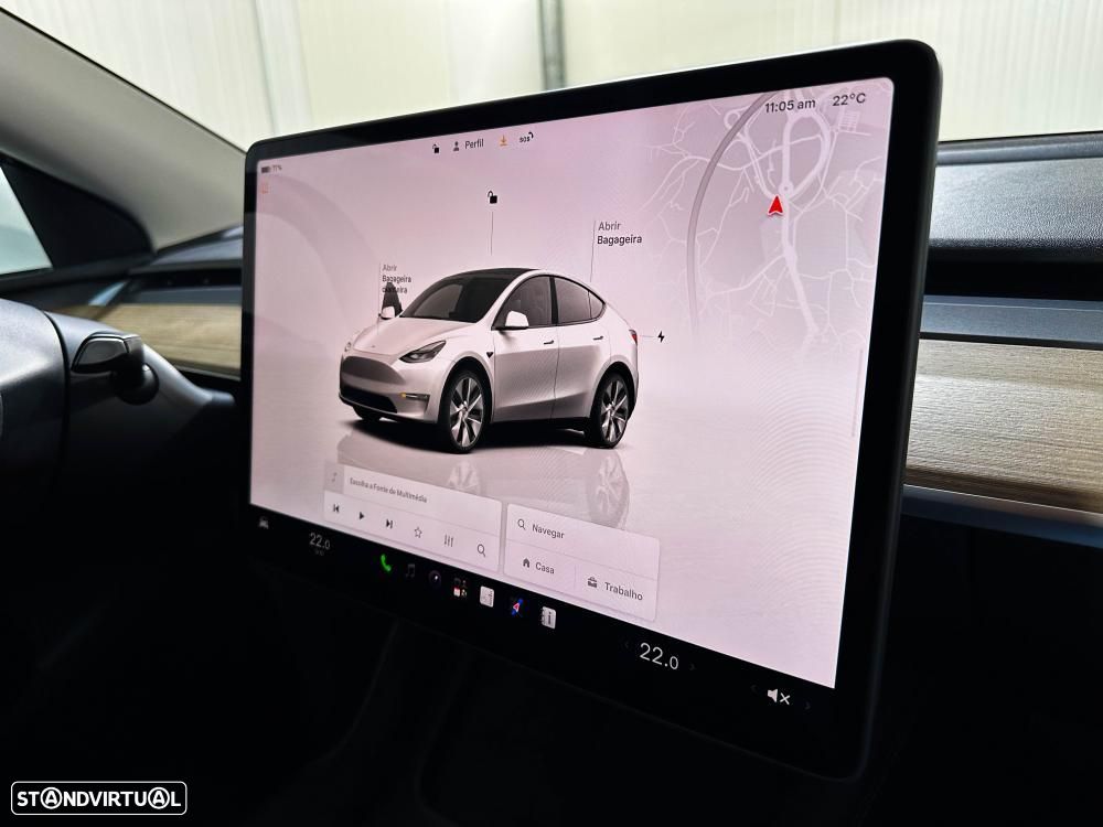 Tesla Model Y Standard - 40