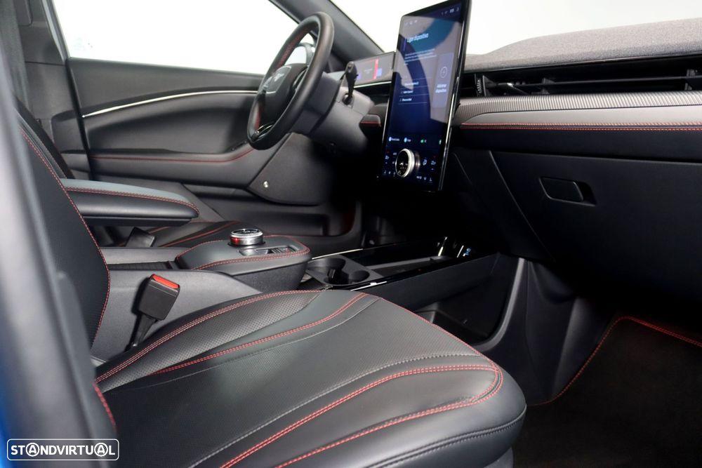 Ford Mustang Mach-E 98.7 kWh Premium AWD - 13