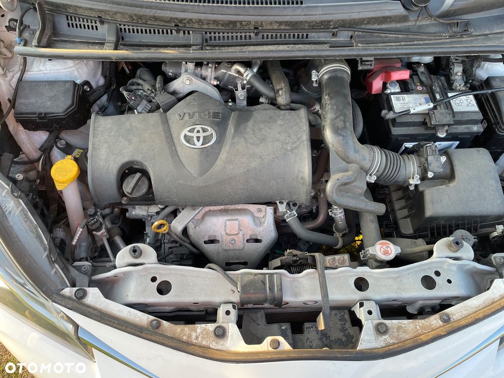 Toyota Yaris 1,5-Dual-VVT-iE Selection - 6
